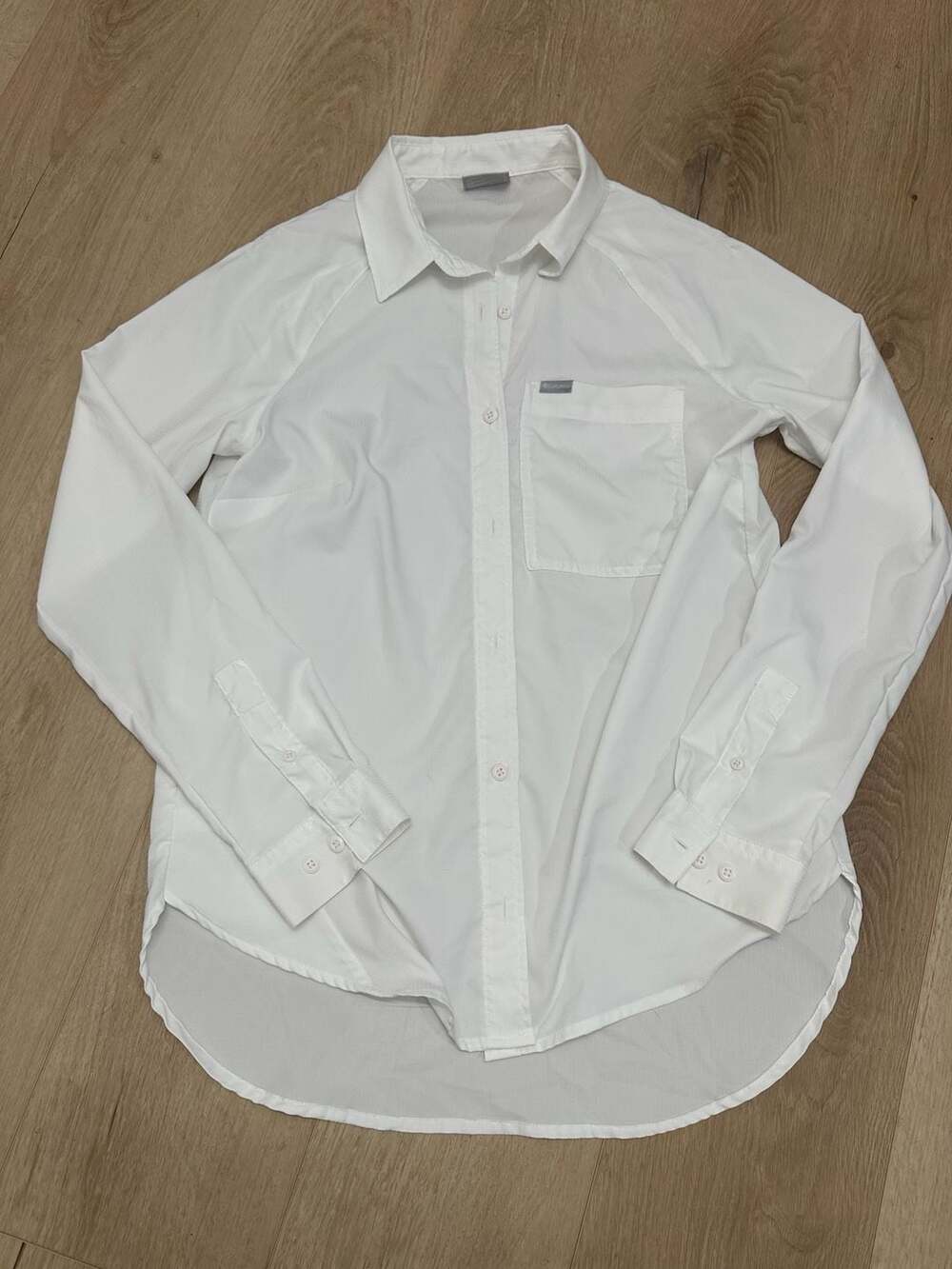 Columbia Long Sleeve Button Up Shirt Size S White Pocket